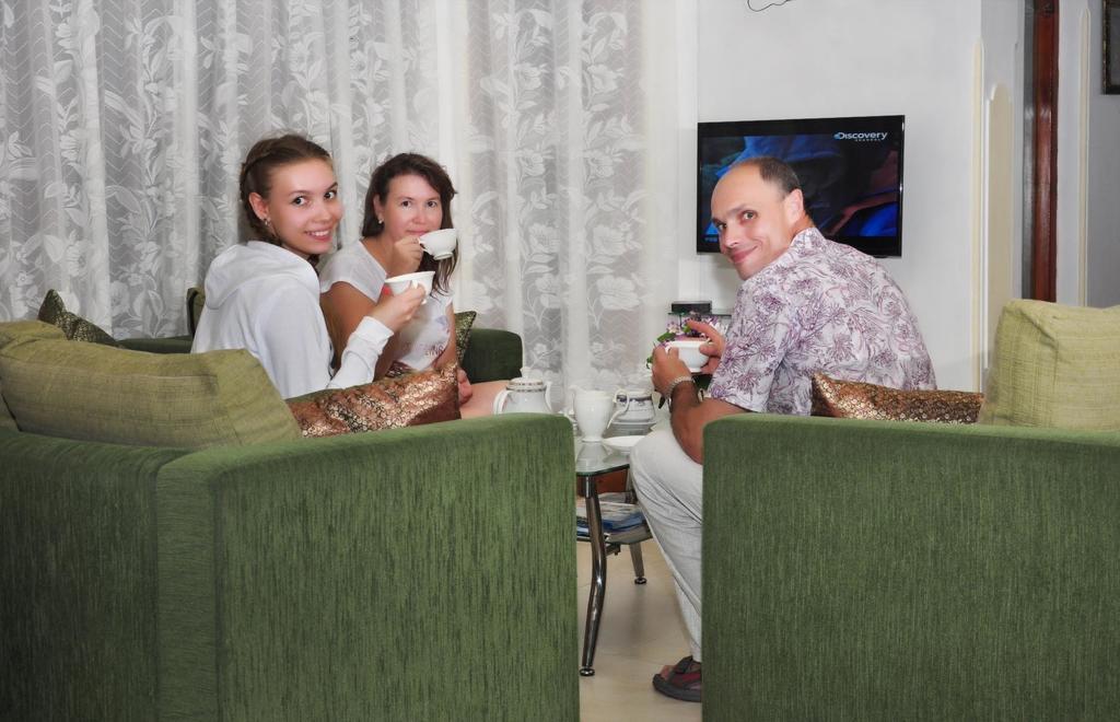 Kanda Holiday Bungalow Канди Екстериор снимка