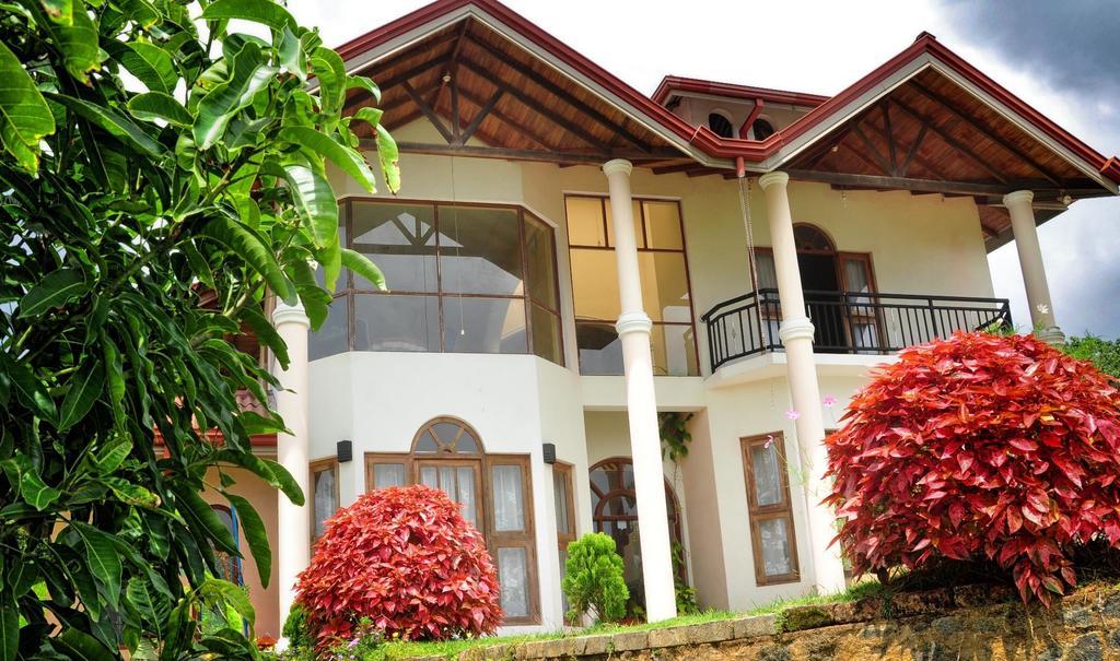 Kanda Holiday Bungalow Канди Екстериор снимка