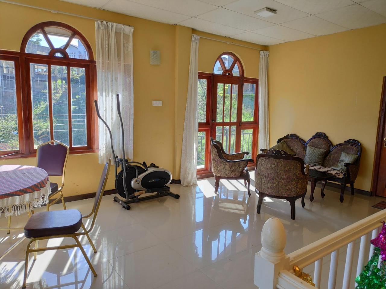 Kanda Holiday Bungalow Канди Екстериор снимка