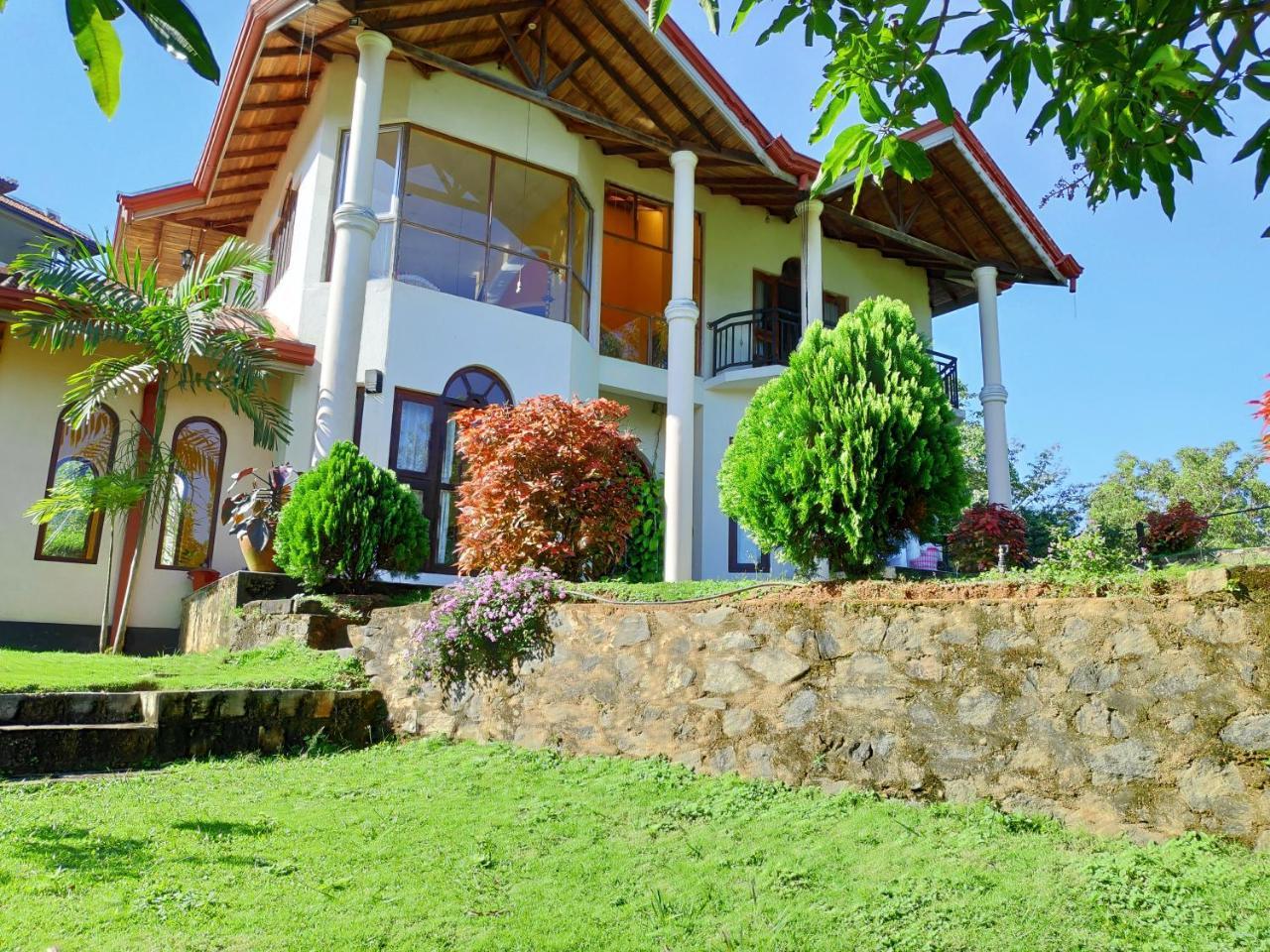 Kanda Holiday Bungalow Канди Екстериор снимка