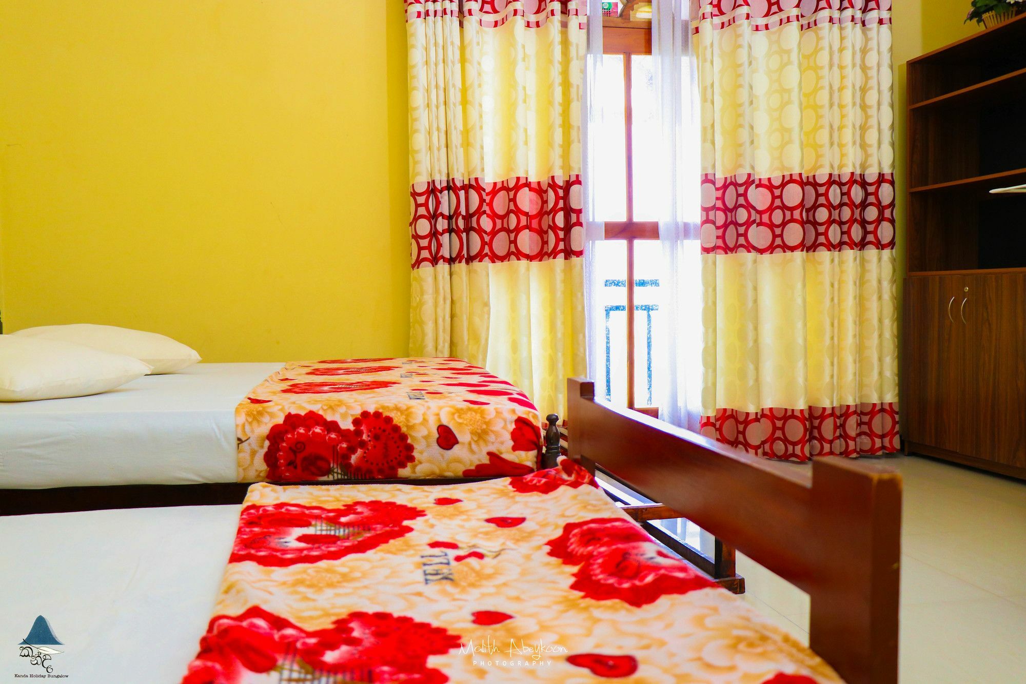 Kanda Holiday Bungalow Канди Екстериор снимка